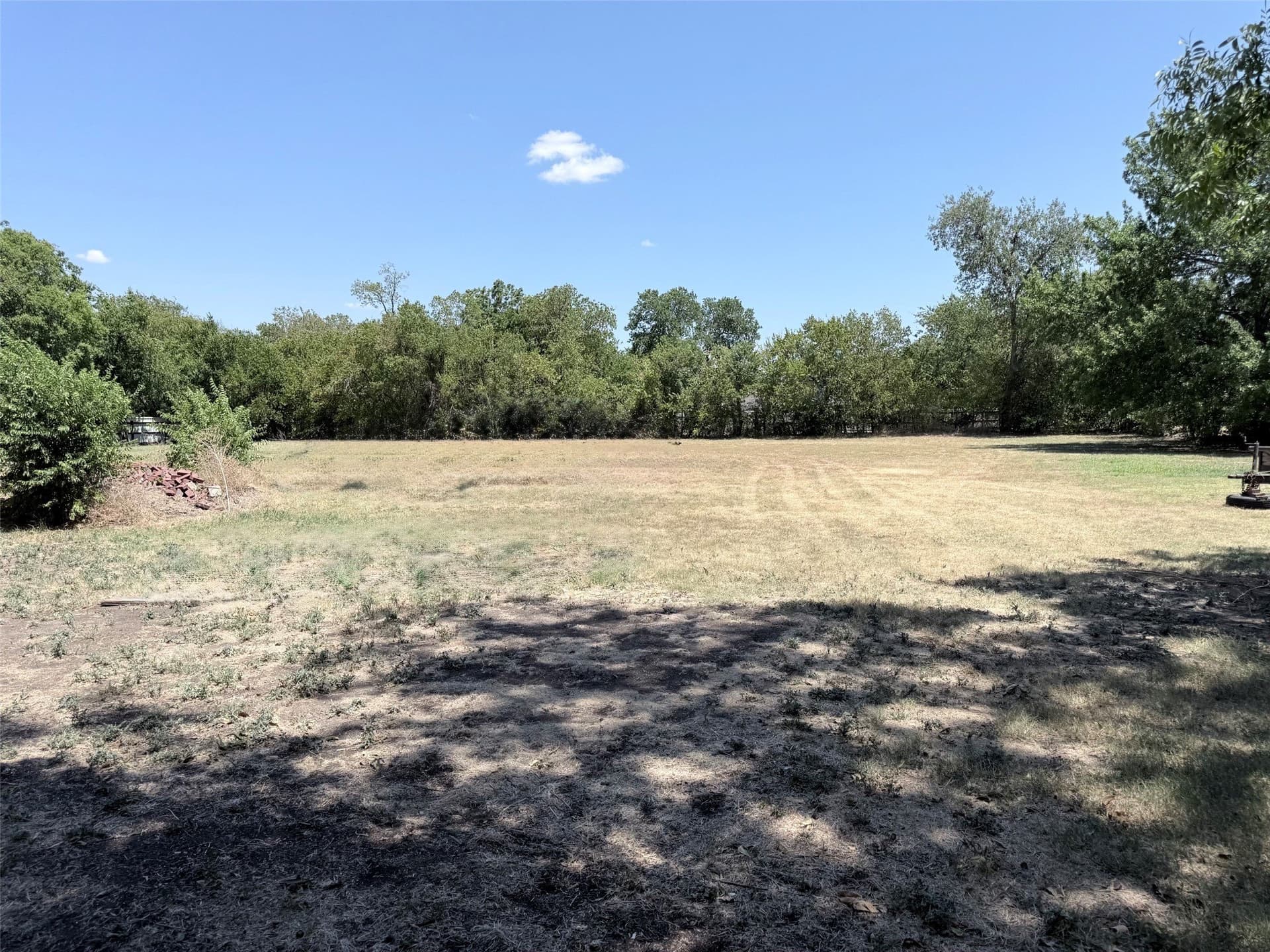1.61 acres in Tarrant County - photo 11
