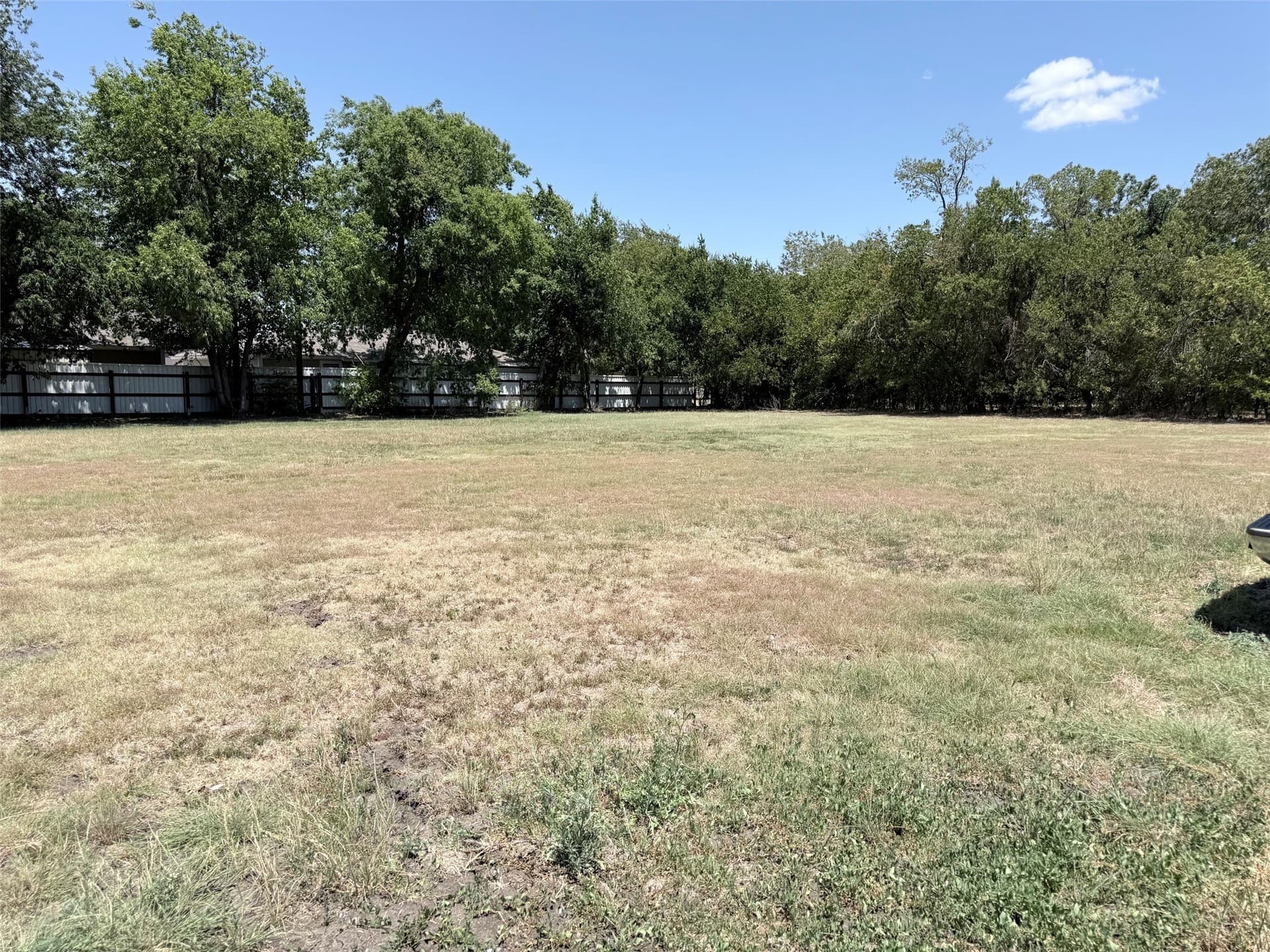 1.61 acres in Tarrant County - photo 13