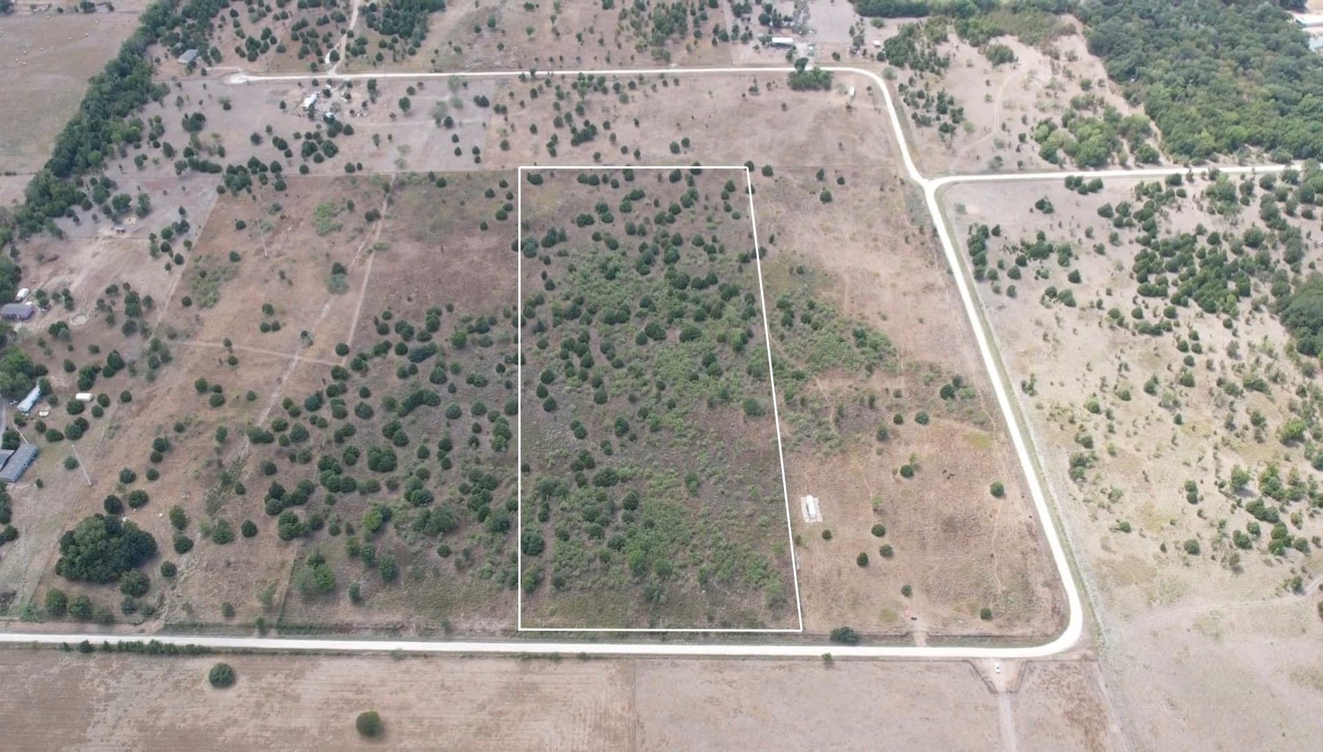 10.96 acres in Navarro County - photo 4