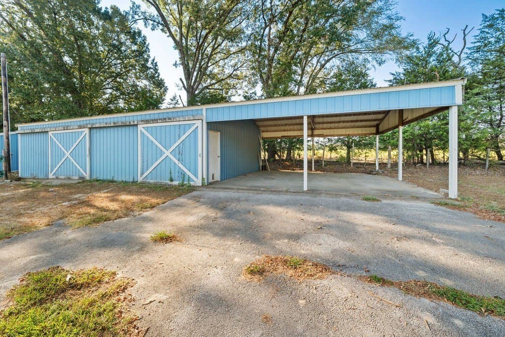 21.37 acres in Wood County - photo 24