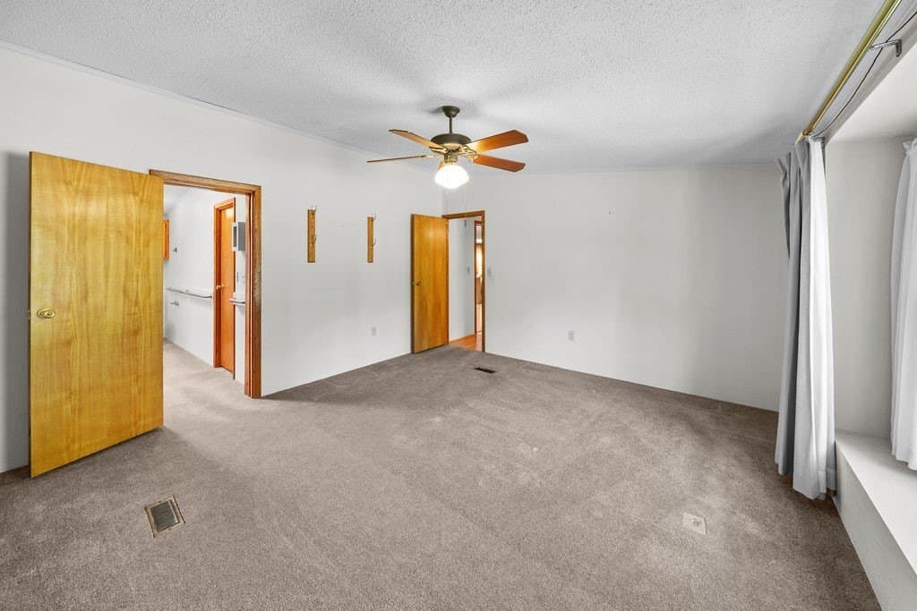 21.37 acres in Wood County - photo 18