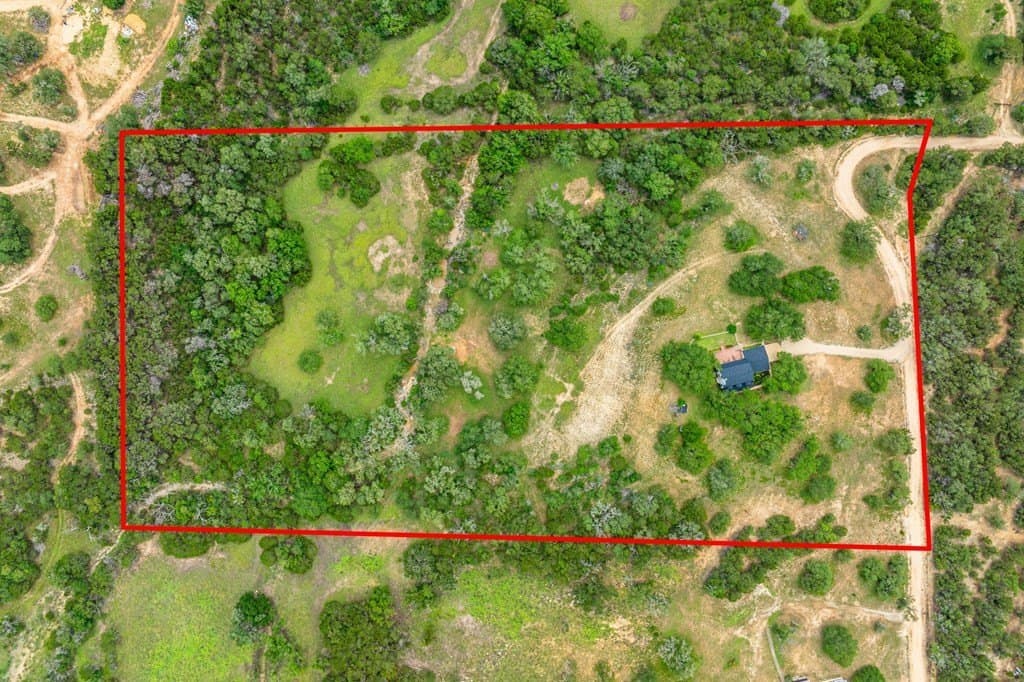 11.83 acres in Bandera County gallery image 2