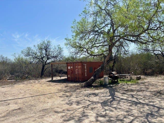 1.5 acres in Live Oak County - photo 11