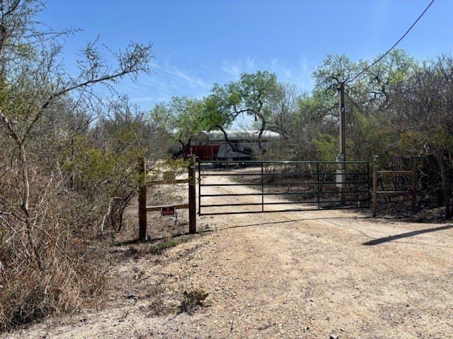 1.5 acres in Live Oak County - photo 18