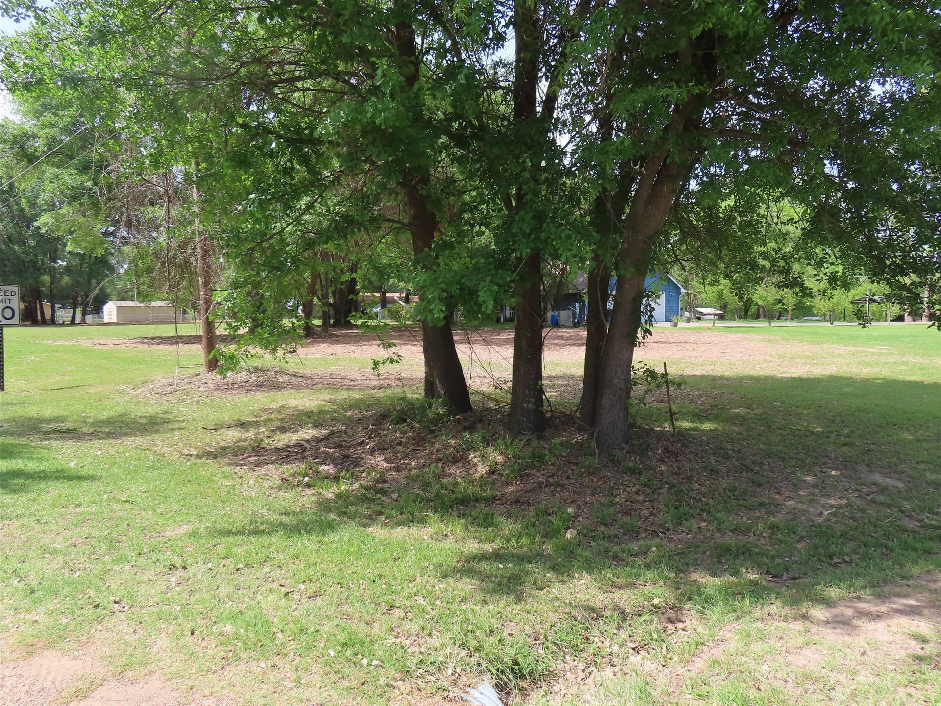 0.3 acres in Henderson County - photo 4