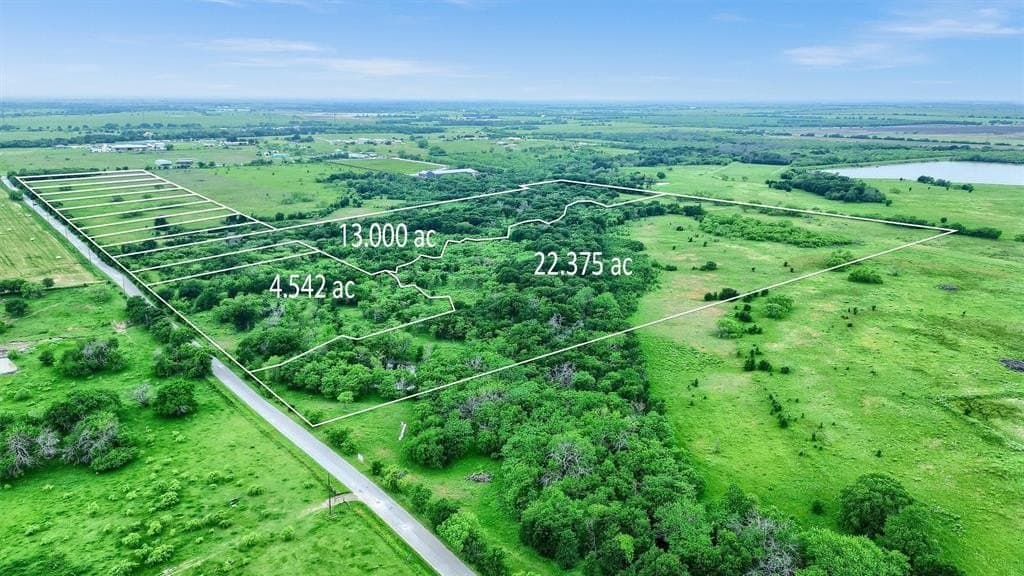 51.23 acres in Grayson County