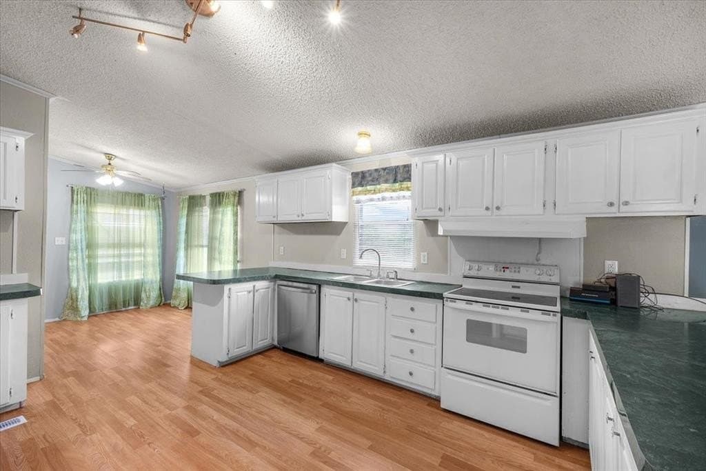 10.23 acres in Ellis County featured view