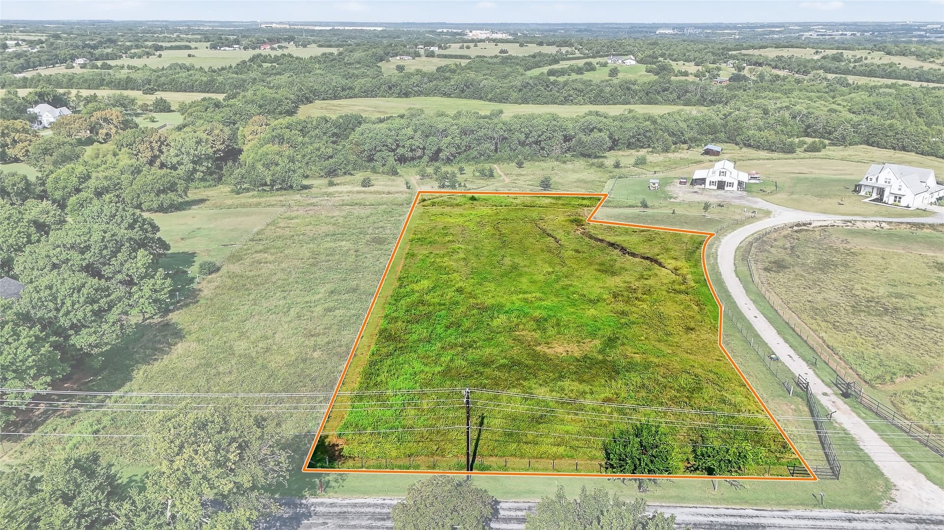 2 acres in Grayson County