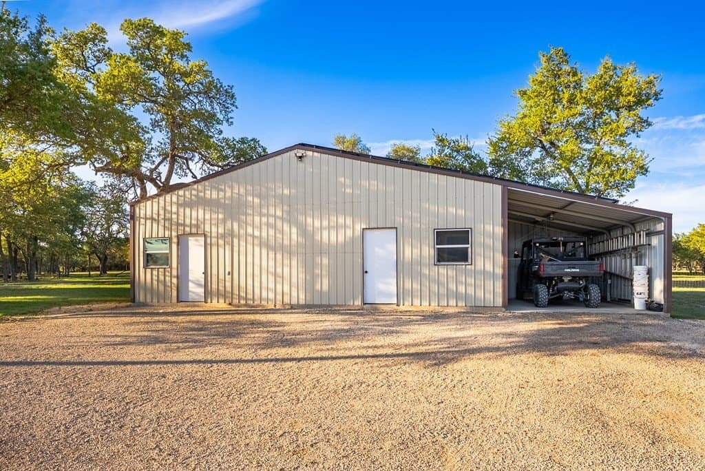 55.16 acres in Gillespie County - photo 14