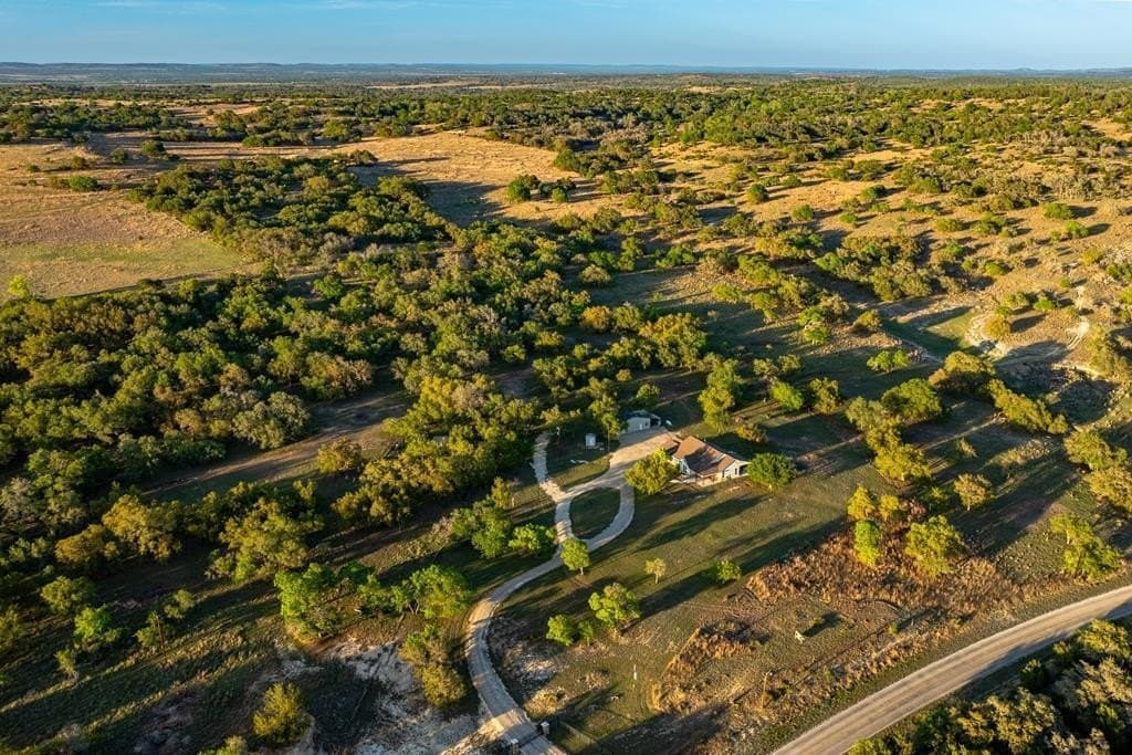 55.16 acres in Gillespie County - photo 2