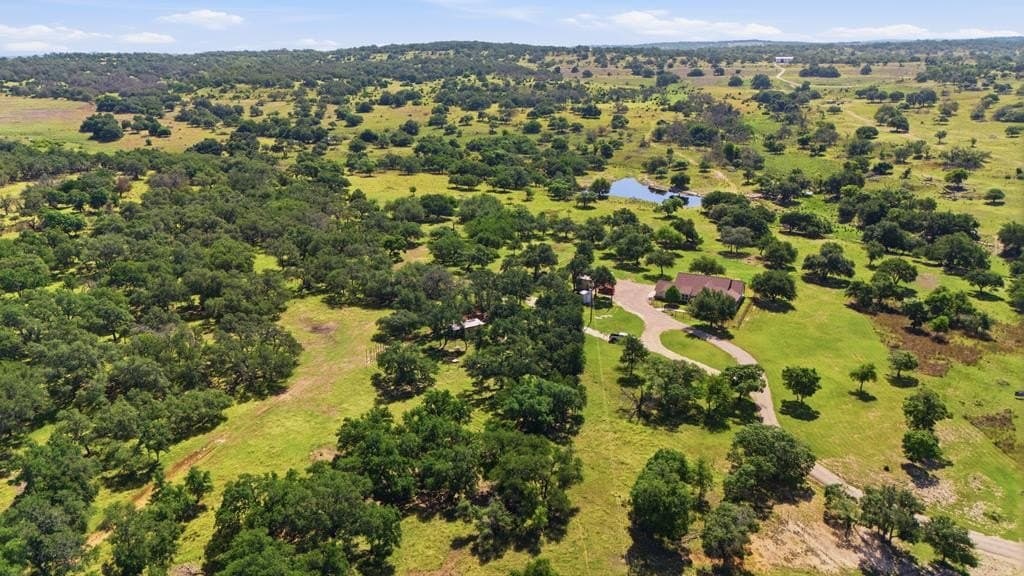55.16 acres in Gillespie County - photo 3