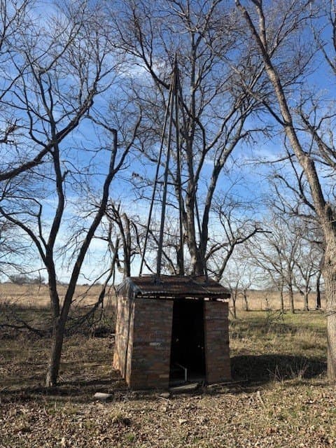 200 acres in Hill County - photo 8