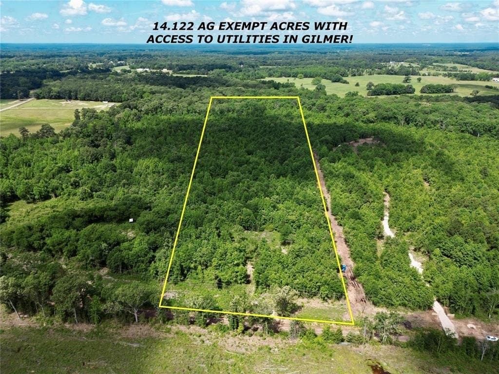 14.12 acres in Upshur County