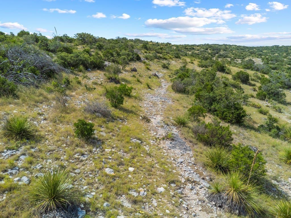39.92 acres in Edwards County featured view