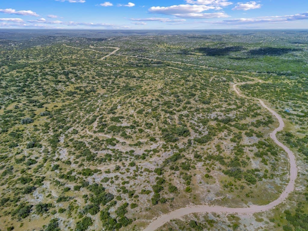 39.92 acres in Edwards County - photo 7
