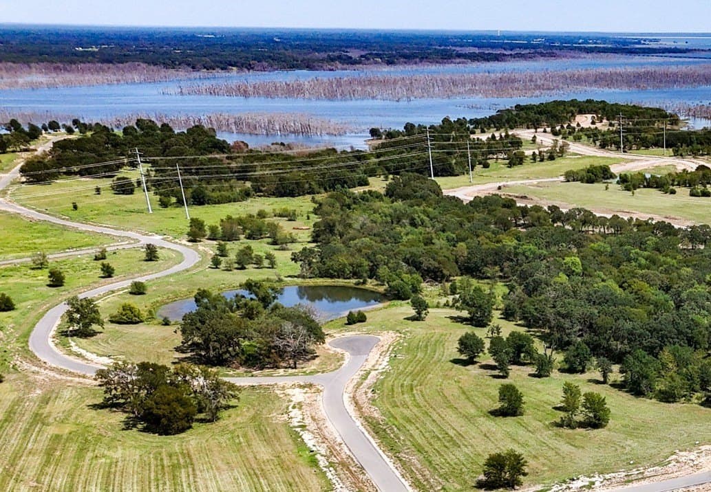 1.6 acres in Fannin County