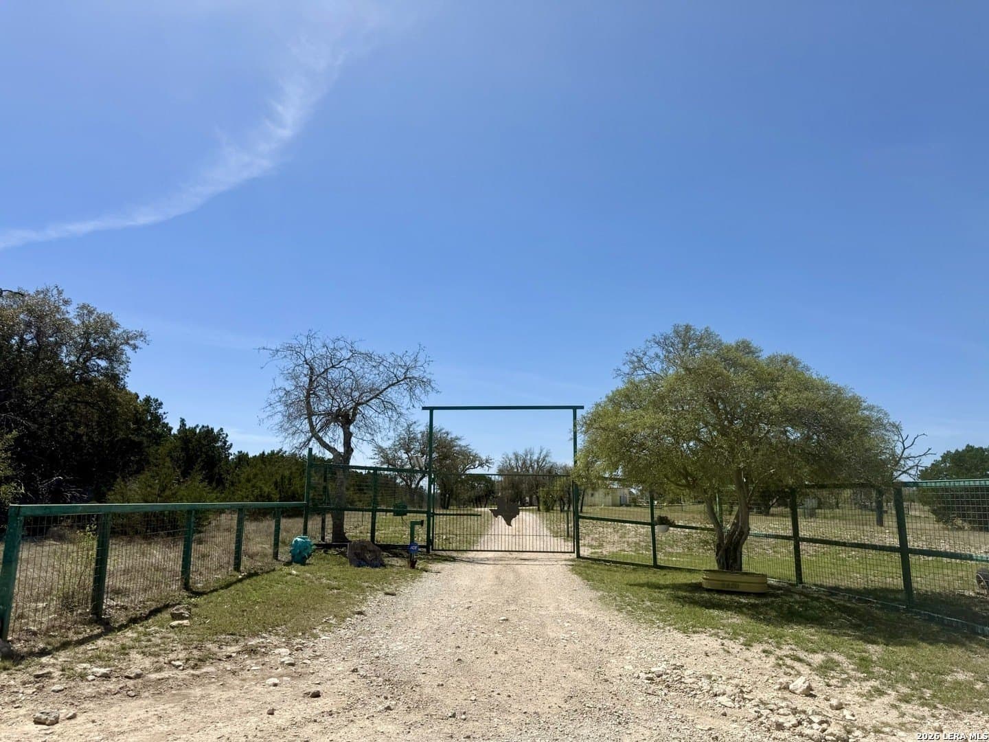 32.39 acres in Bandera County gallery image 2