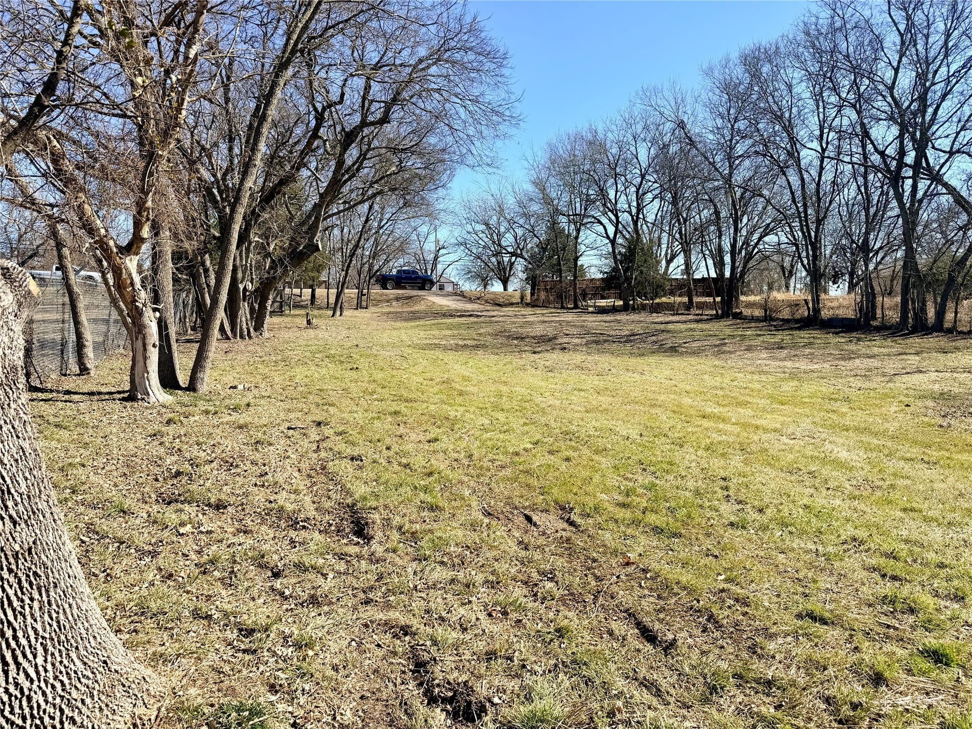0.24 acres in Collin County gallery image 3