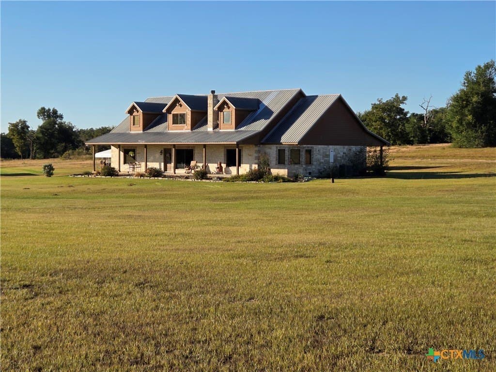 24 acres in Milam County