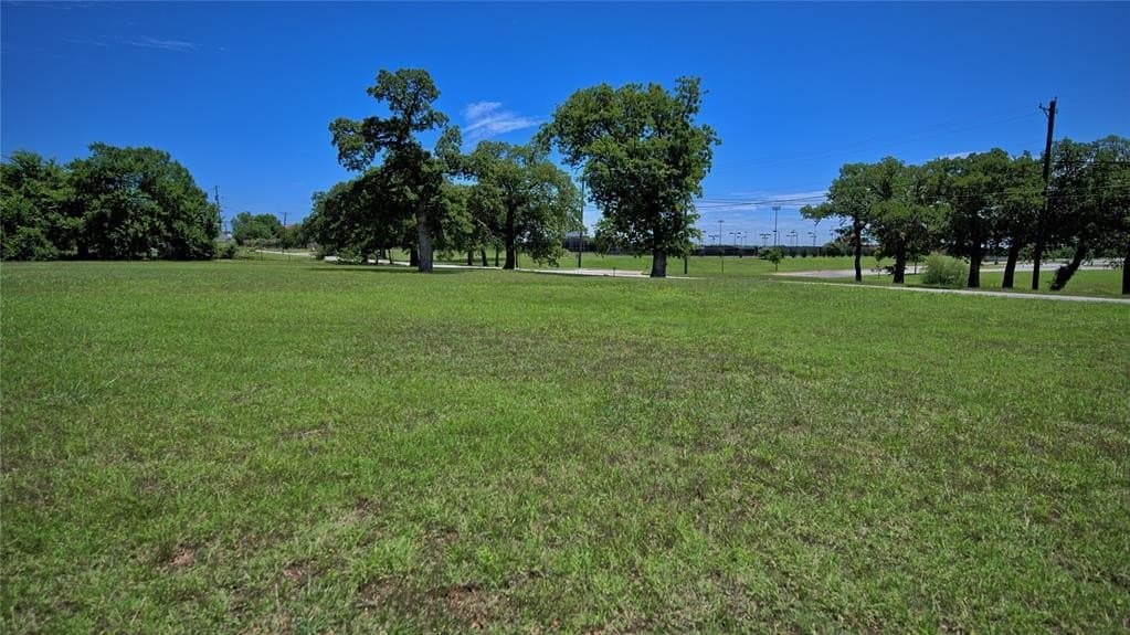 2.58 acres in Montague County gallery image 3