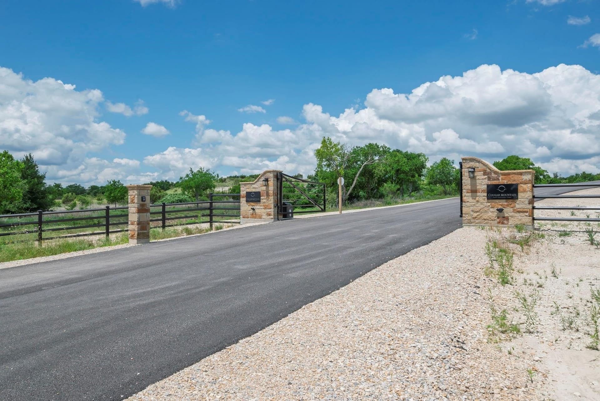 1.74 acres in Hood County