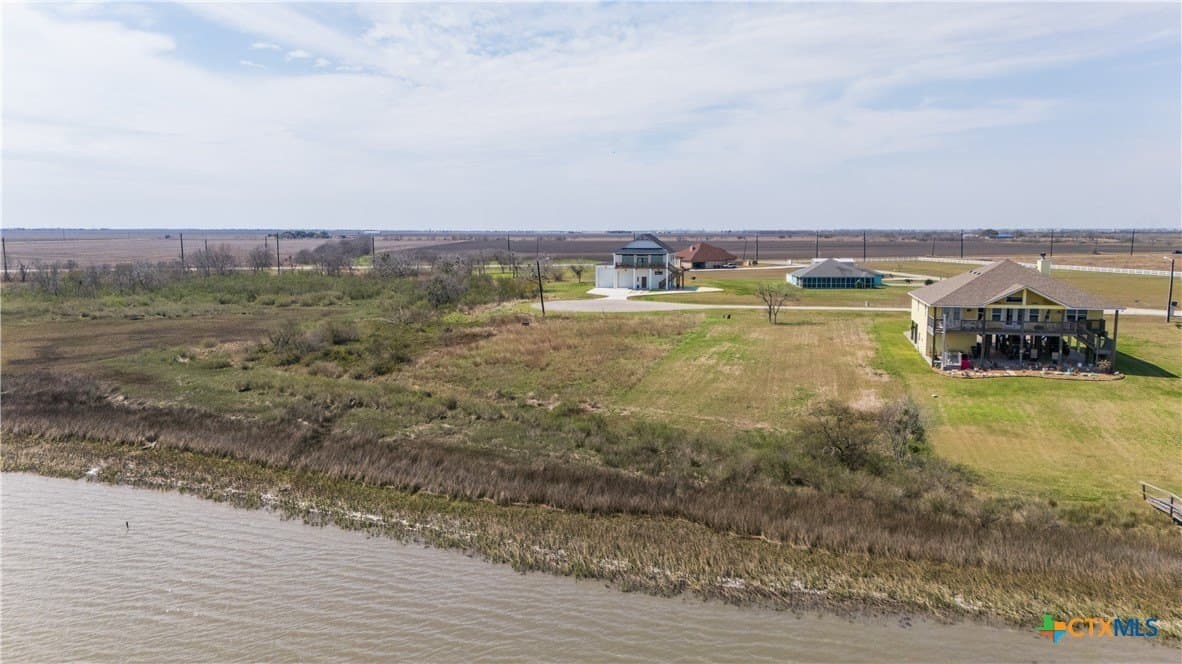 0.5 acres in Calhoun County - photo 8