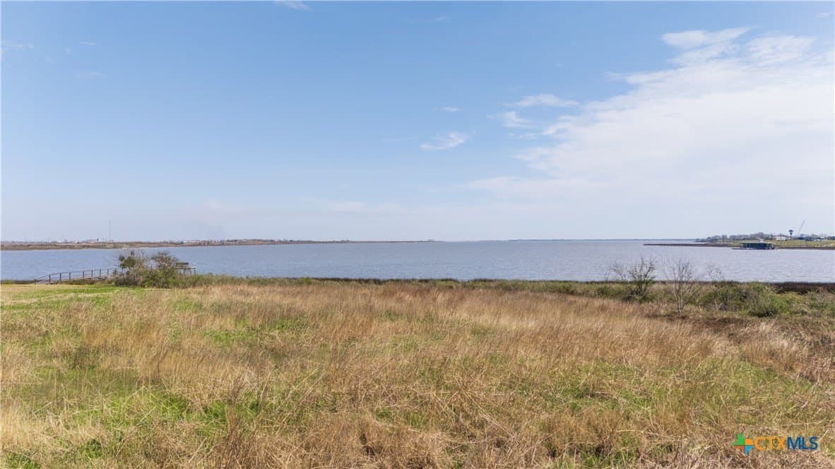 0.5 acres in Calhoun County - photo 6