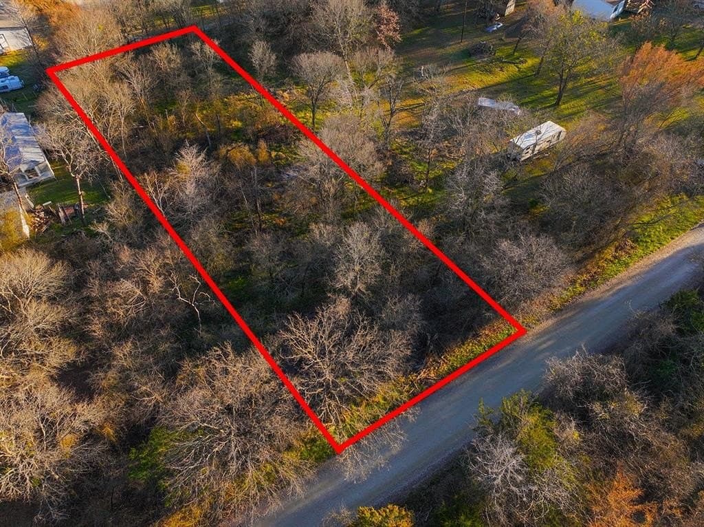 0.34 acres in Navarro County gallery image 4