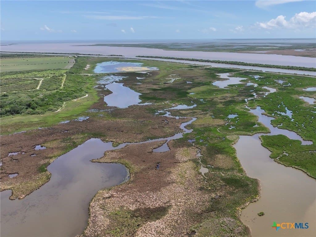 226.91 acres in Calhoun County - photo 19