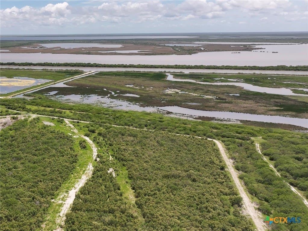 226.91 acres in Calhoun County - photo 21