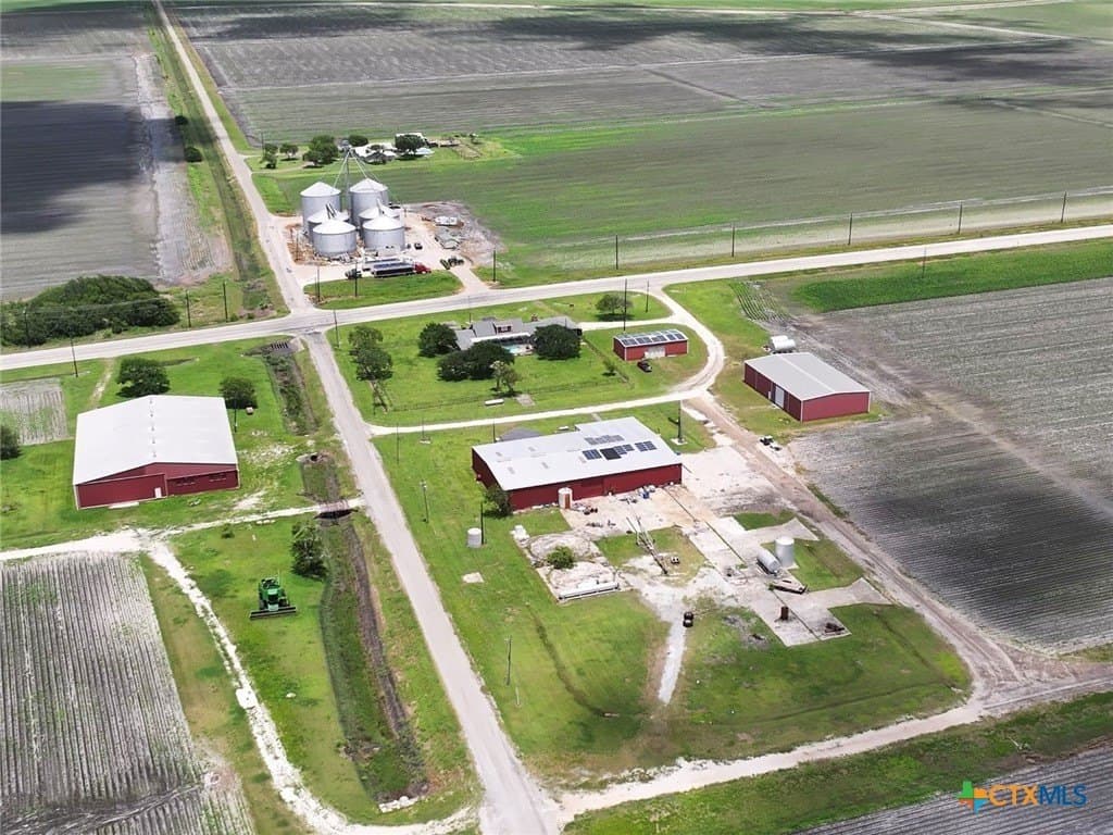 226.91 acres in Calhoun County - photo 7