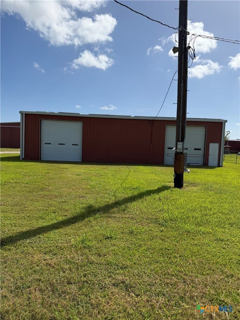 226.91 acres in Calhoun County - photo 23