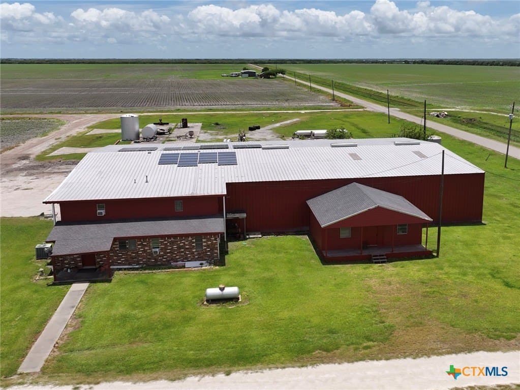 226.91 acres in Calhoun County - photo 8