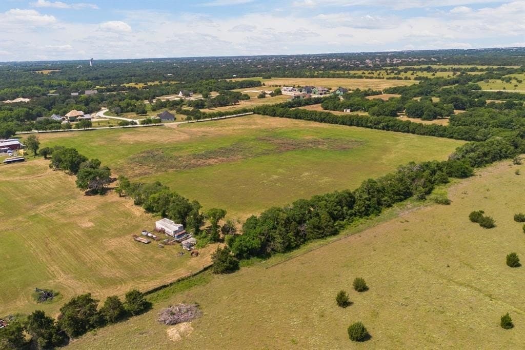 19.16 acres in Ellis County - photo 6