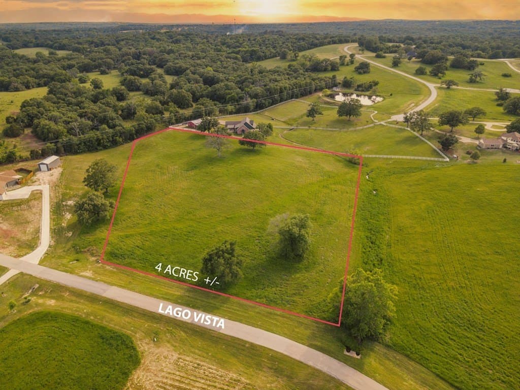 4.11 acres in Henderson County featured view