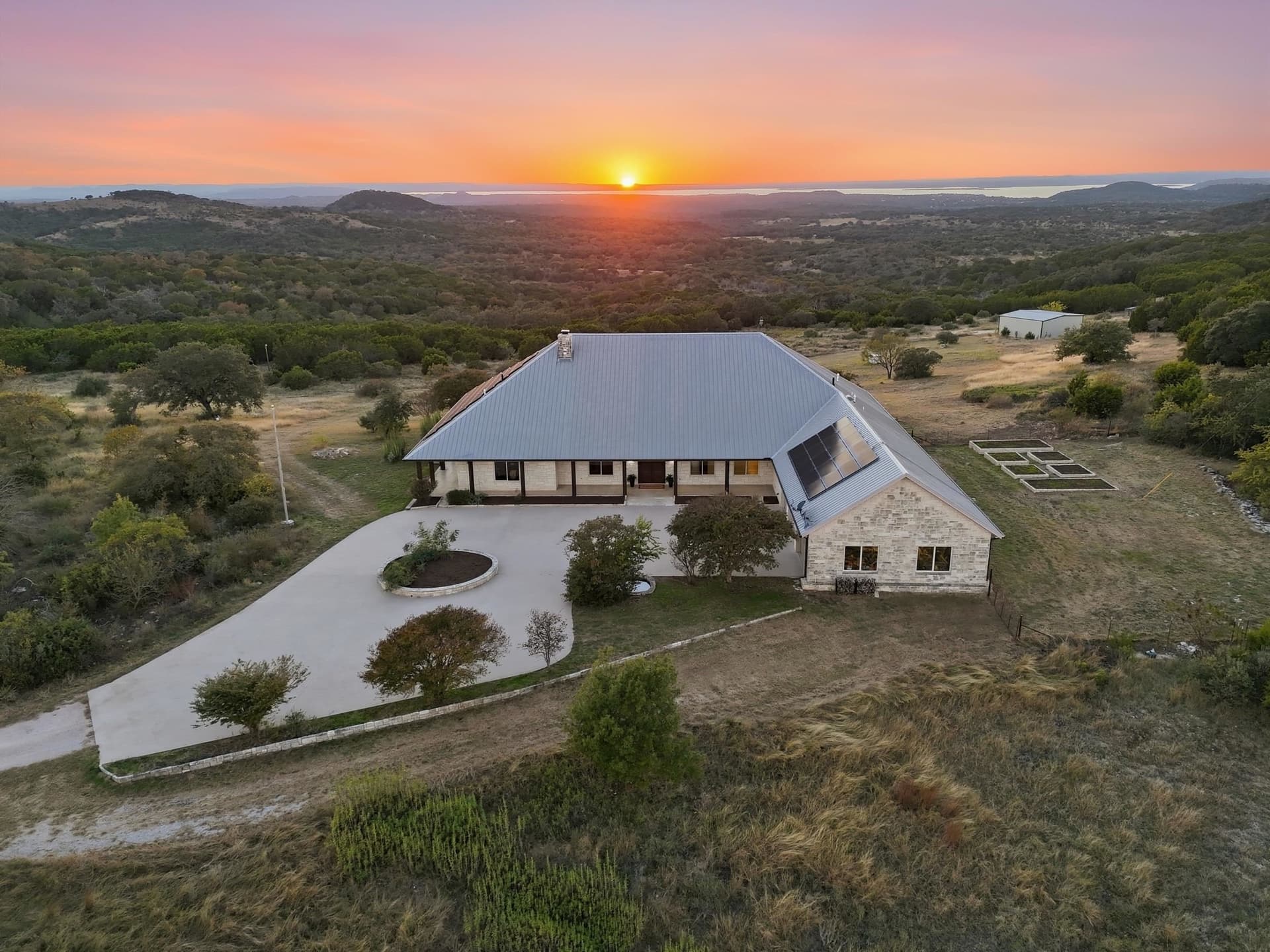 30 acres in Burnet County