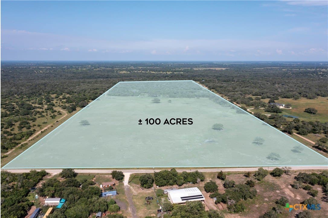 100 acres in DeWitt County gallery image 3