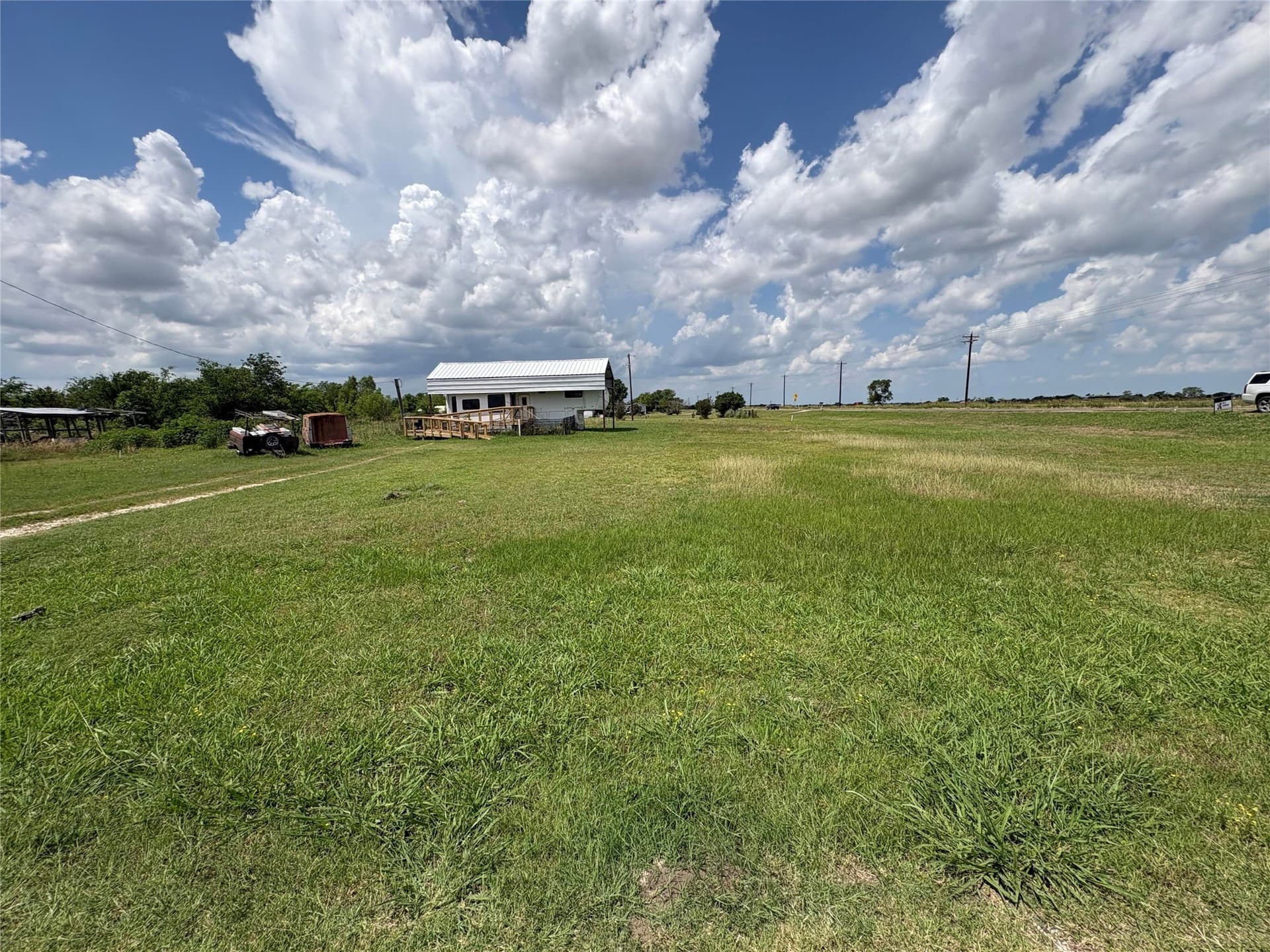 1 acres in Kaufman County gallery image 4