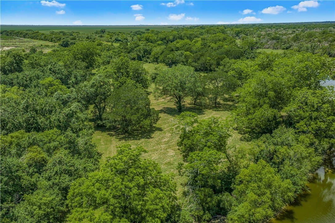 13.62 acres in Victoria County - photo 39