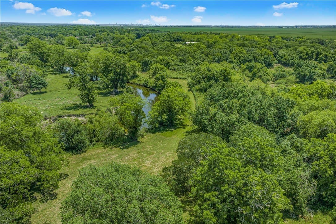 13.62 acres in Victoria County - photo 44