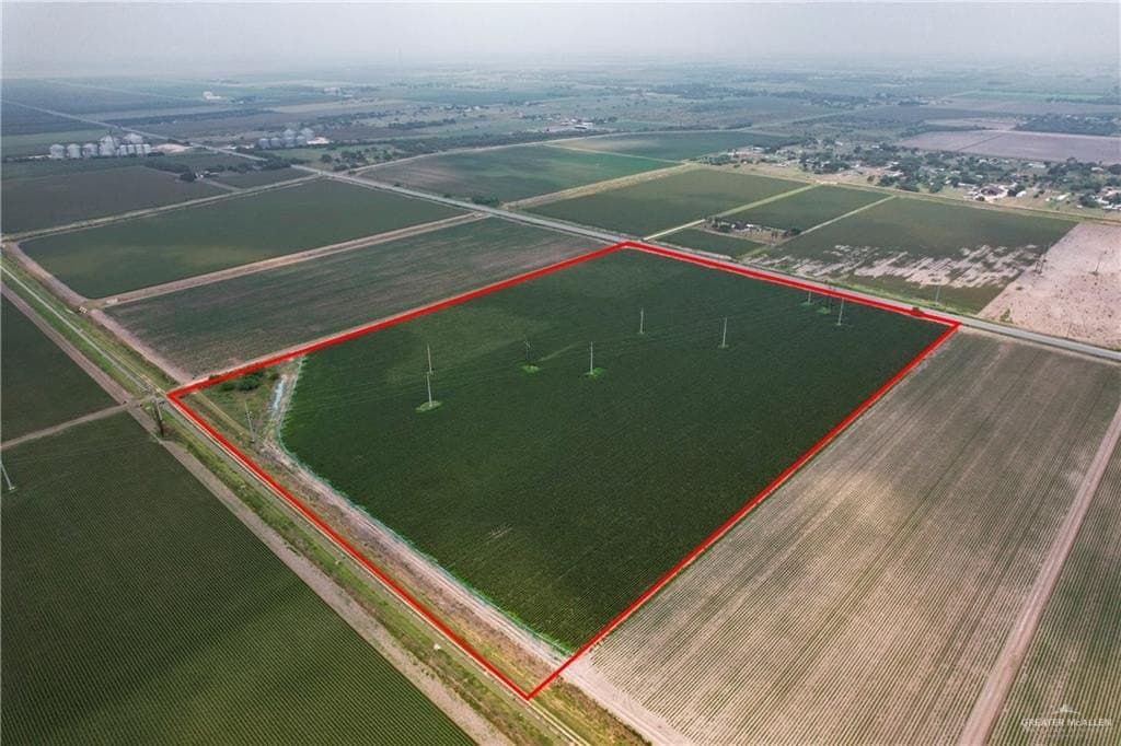 30 acres in Cameron County - photo 7