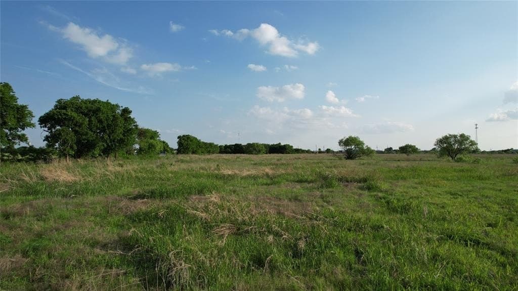 10.3 acres in Grayson County gallery image 3