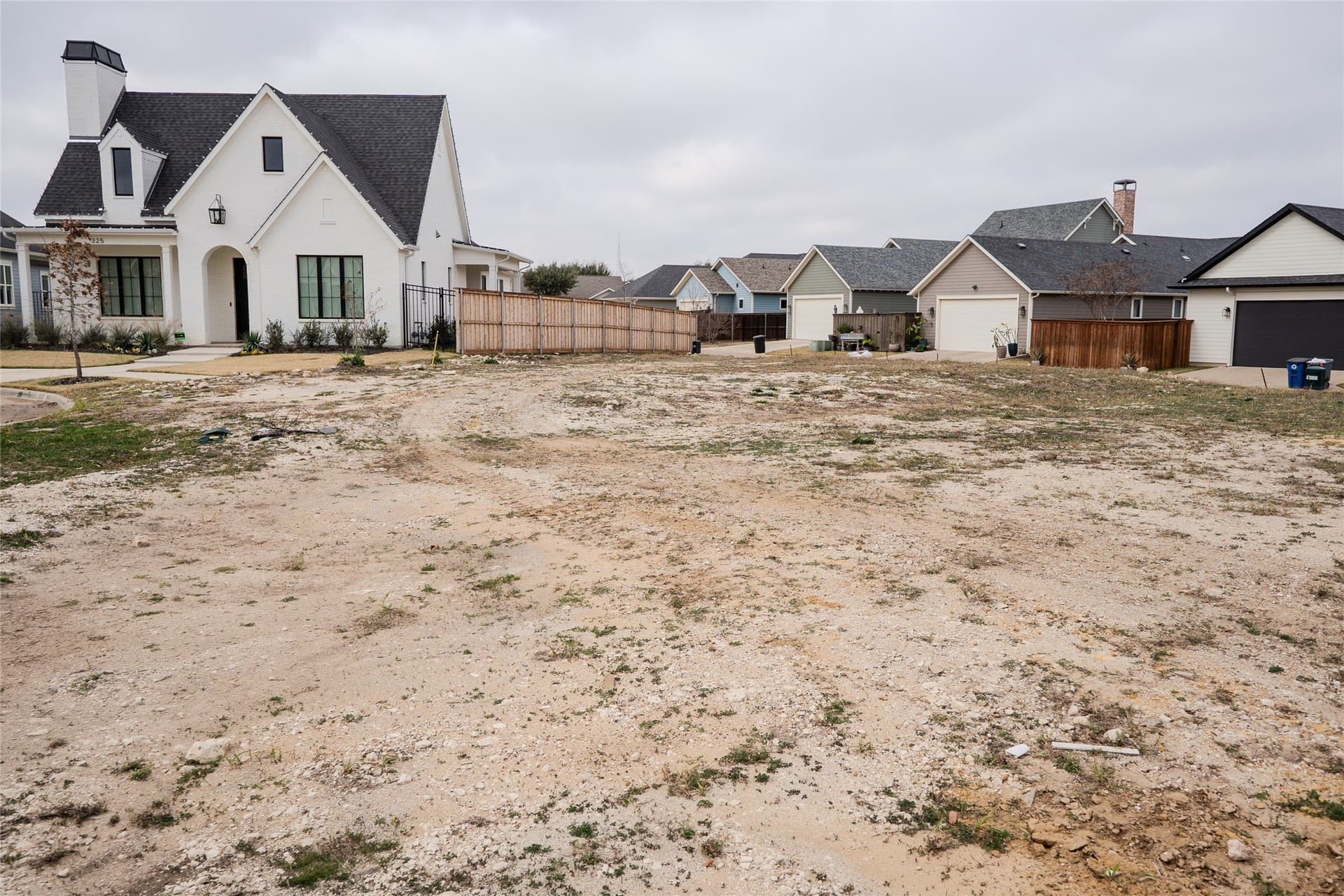 0.1 acres in Ellis County - photo 2