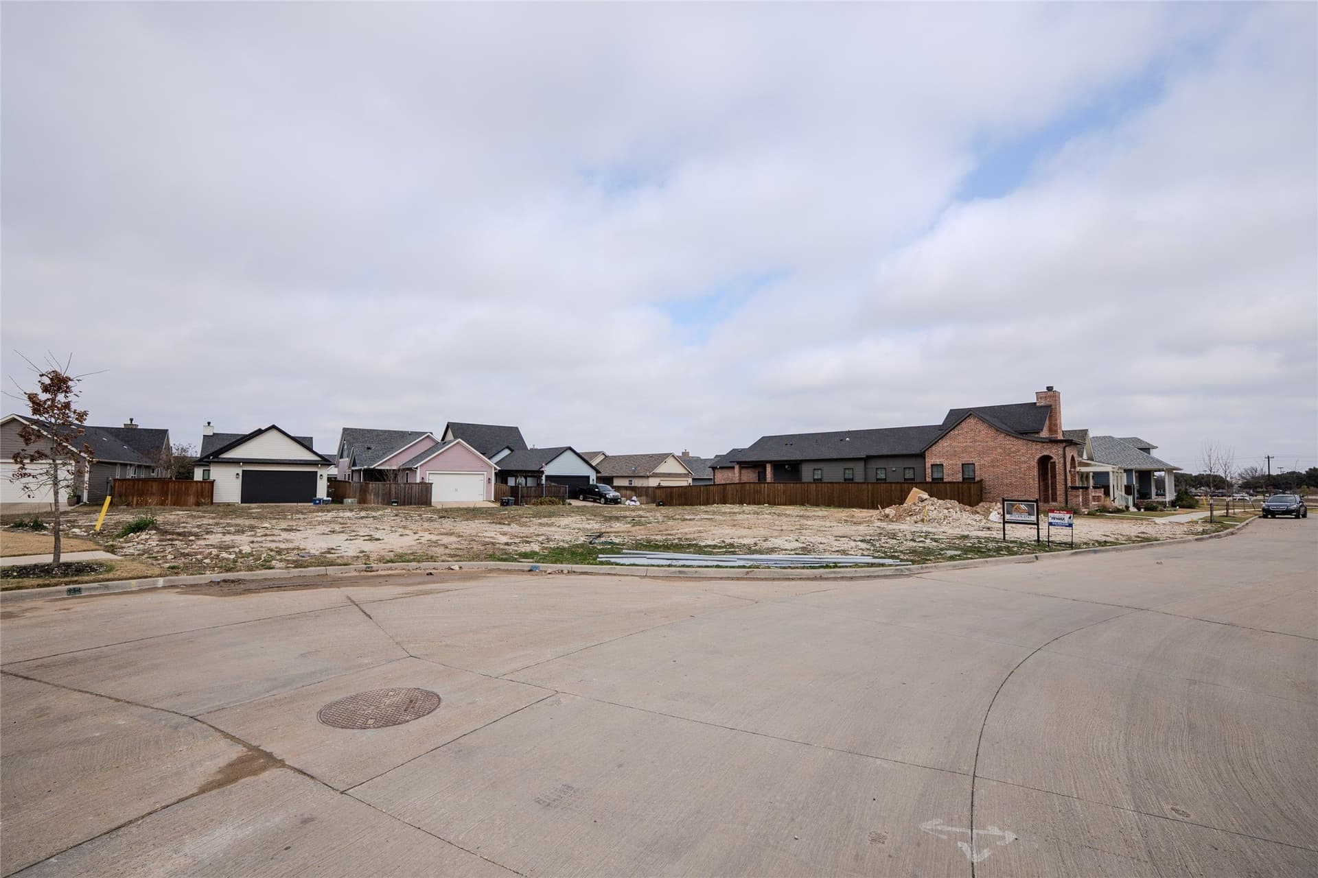 0.1 acres in Ellis County - photo 18