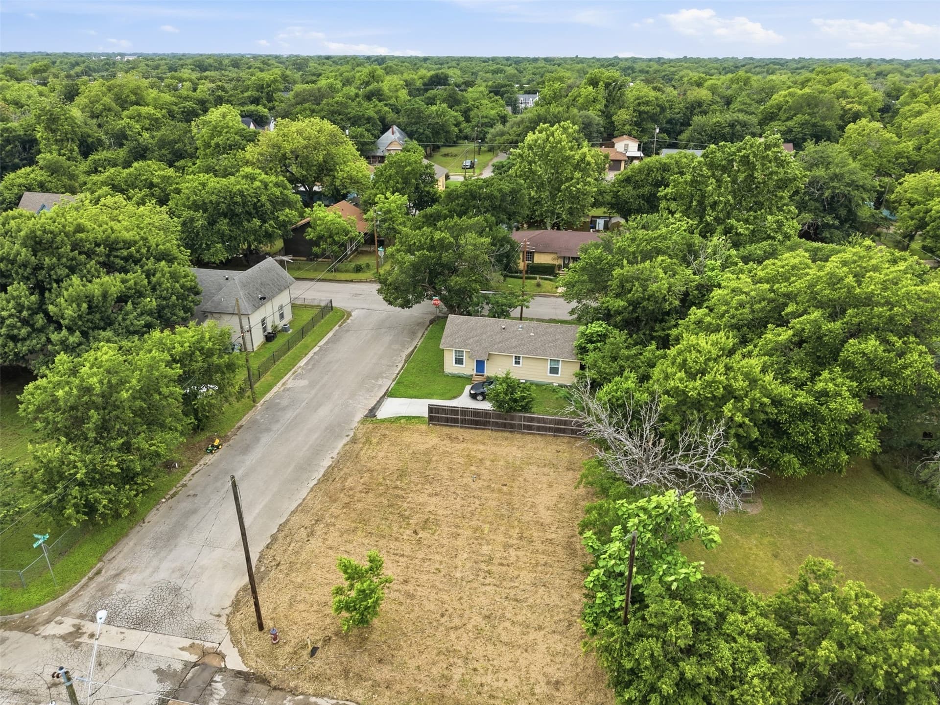 0.11 acres in Johnson County - photo 9