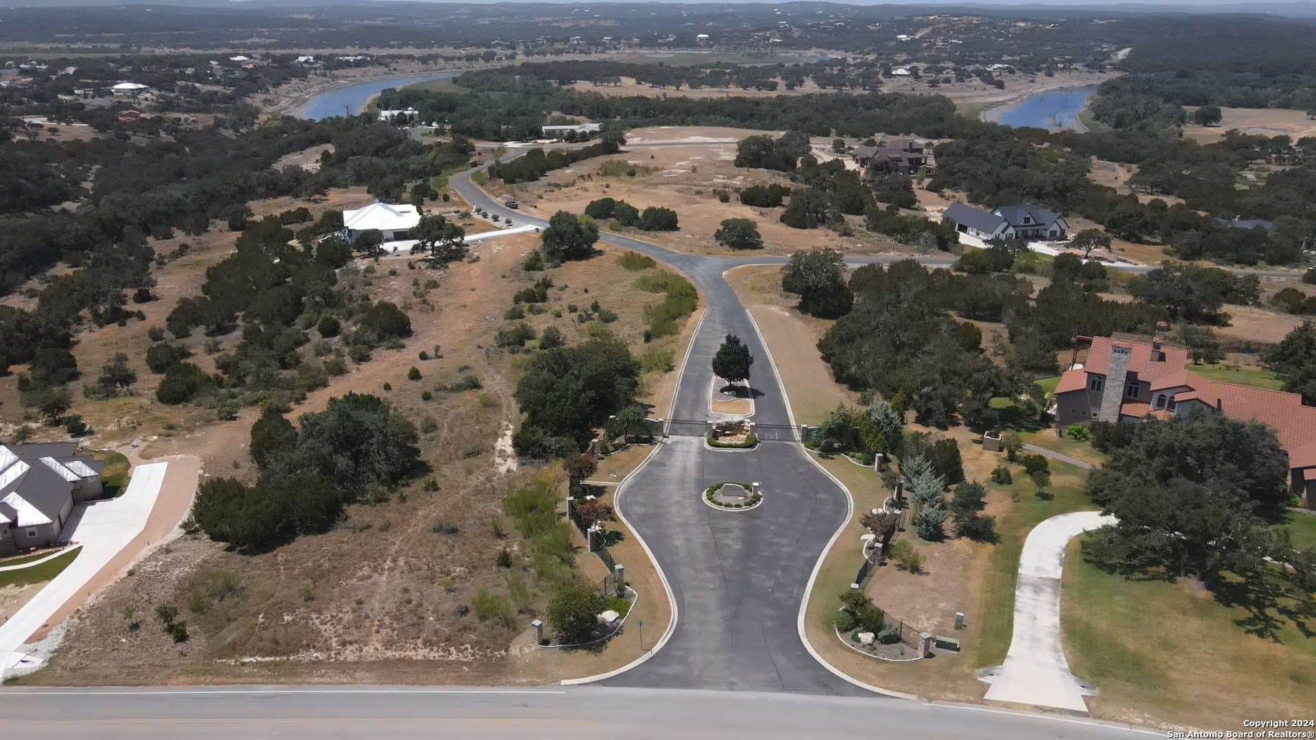 1.2 acres in Comal County gallery image 2