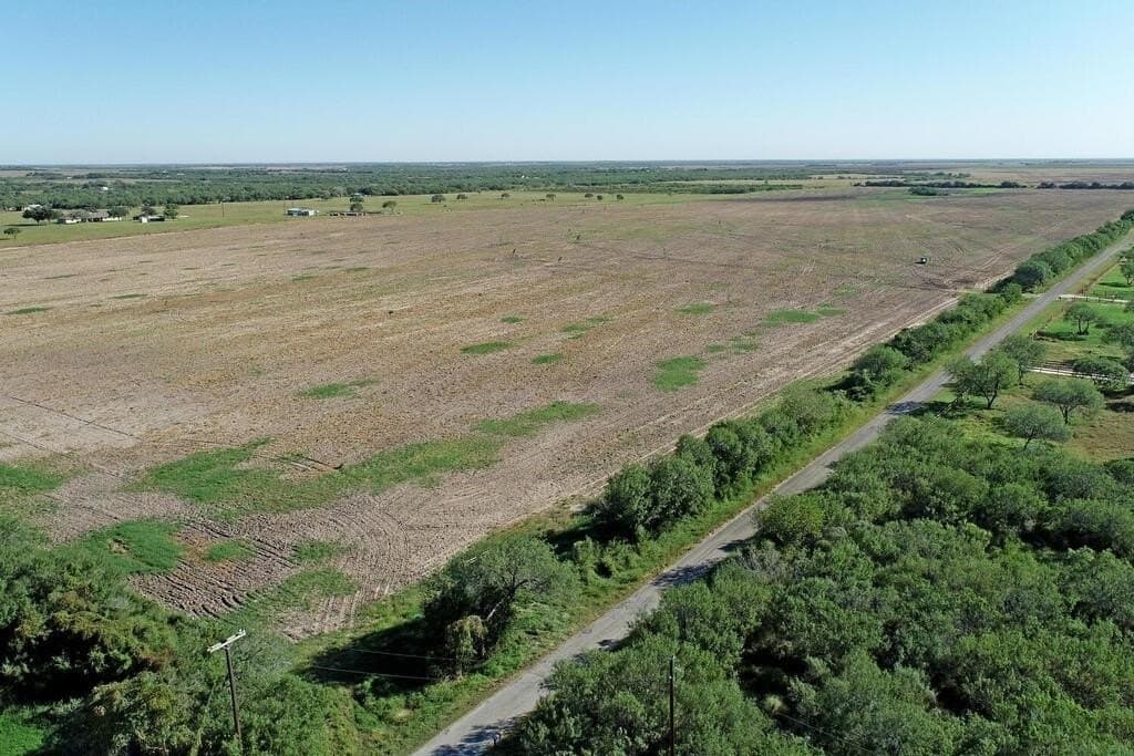 10 acres in Kleberg County