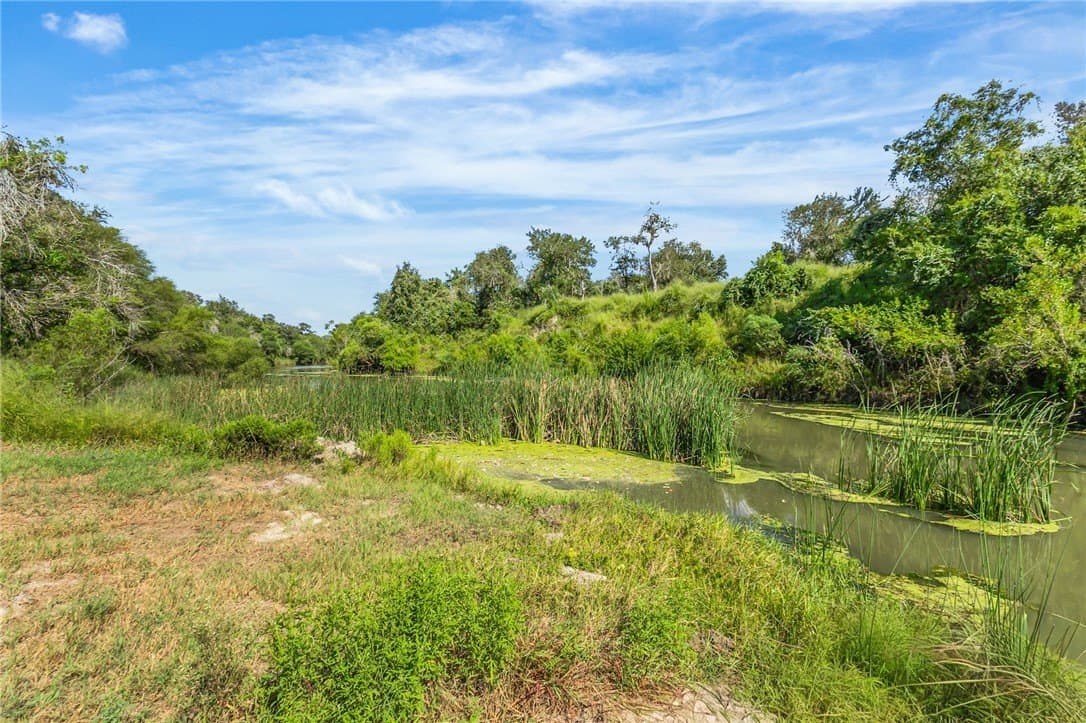 43,560 acres in San Patricio County - photo 35