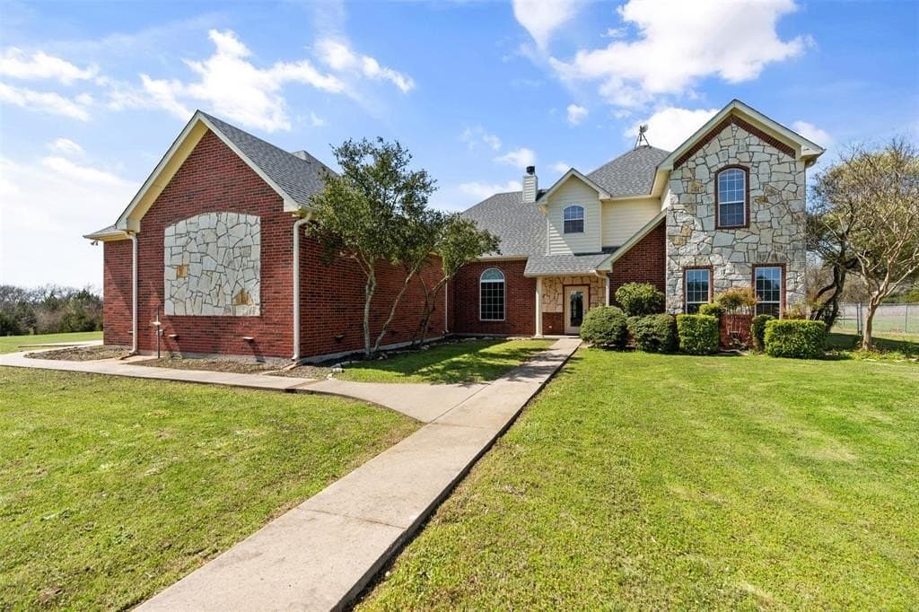 10 acres in Grayson County