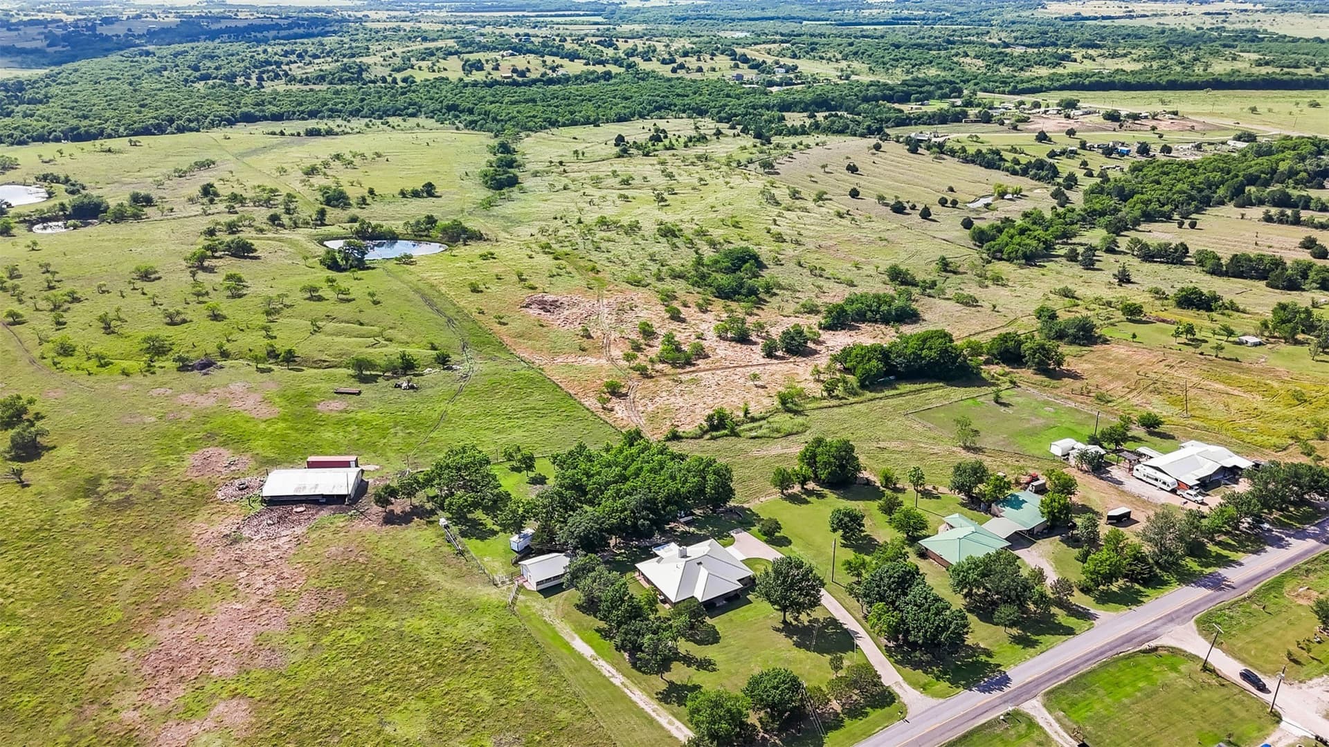63.99 acres in Ellis County - photo 30
